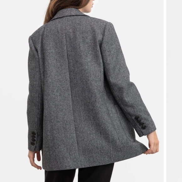 Oversized Grey Blazer​ - Picture 7 of 12